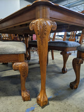 Load image into Gallery viewer, Eagle Claw Dining Set - Kenner Habitat for Humanity ReStore

