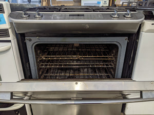 Frigidaire Professional Stove - Kenner Habitat for Humanity ReStore