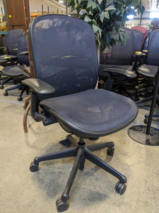 Knoll Office Chair - Kenner Habitat for Humanity ReStore