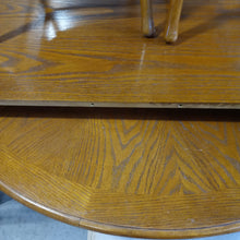 Load image into Gallery viewer, Round Table w/ Leaf ext. &amp; 6 chairs - Kenner Habitat for Humanity ReStore
