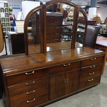 Load image into Gallery viewer, Thomasville Dresser and Tri-fold Mirror - Kenner Habitat for Humanity ReStore
